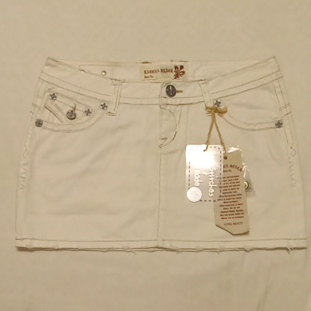 Laguna Beach Jean Co. Embellished denim skirt sz. 29 NWT